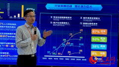 将AI能力深度融入医学查验